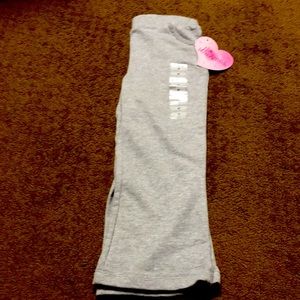 Girls size 4 gray pants giftable NWT brand new joggers